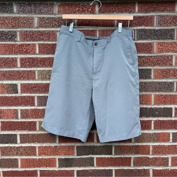 Izod Other - IZOD Gray Athletic Golf Shorts